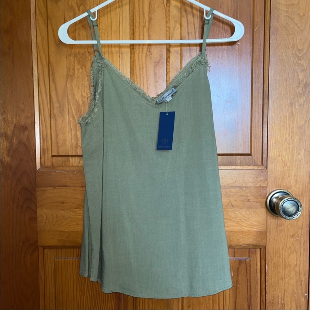 Wishlist Apparel green frayed hem tank top size small